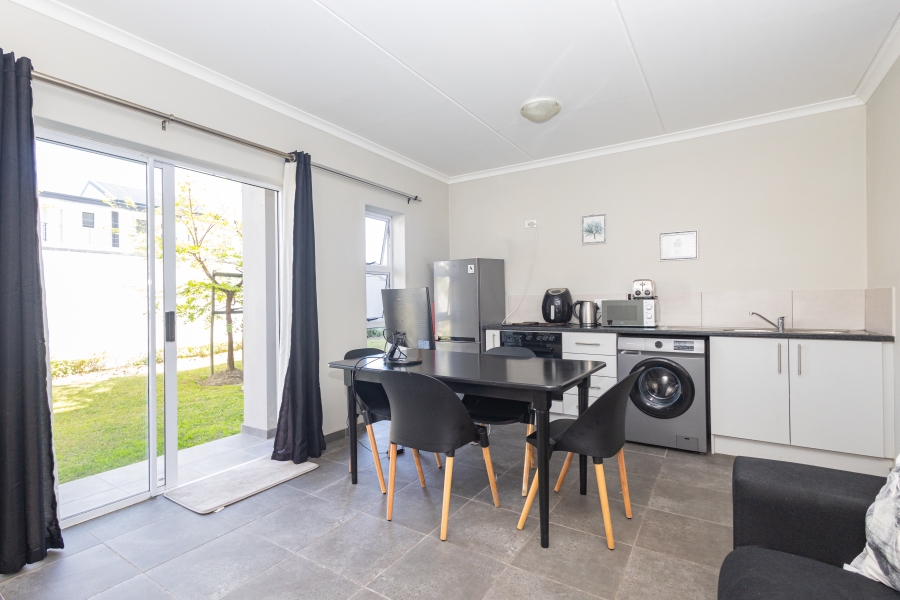 1 Bedroom Property for Sale in Haasendal Western Cape